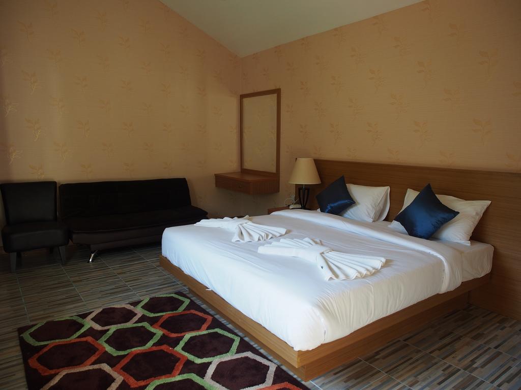 Corsica Guesthouse Kata Beach  Room photo